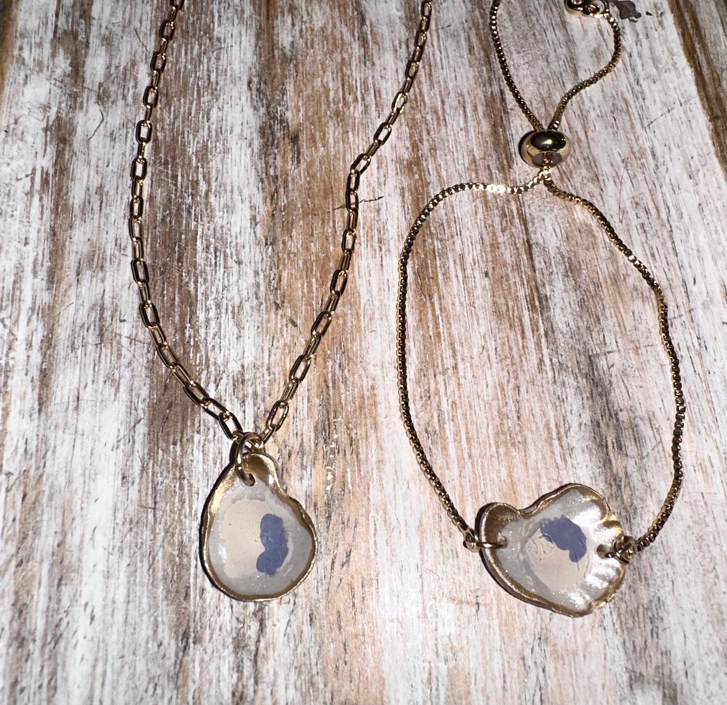 Gold Plated oyster necklace & adjustable bracelet