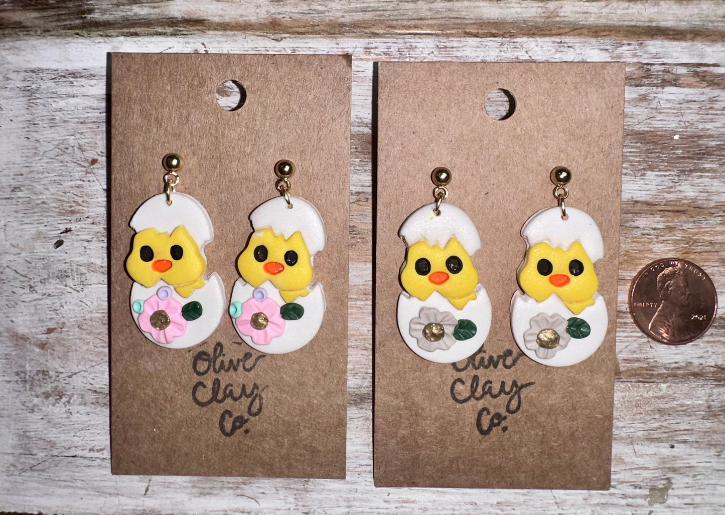 Egg floral earrings