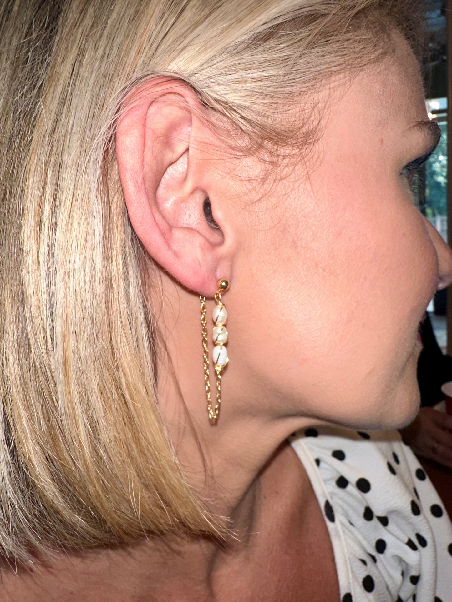 Pearl chain drop earrings