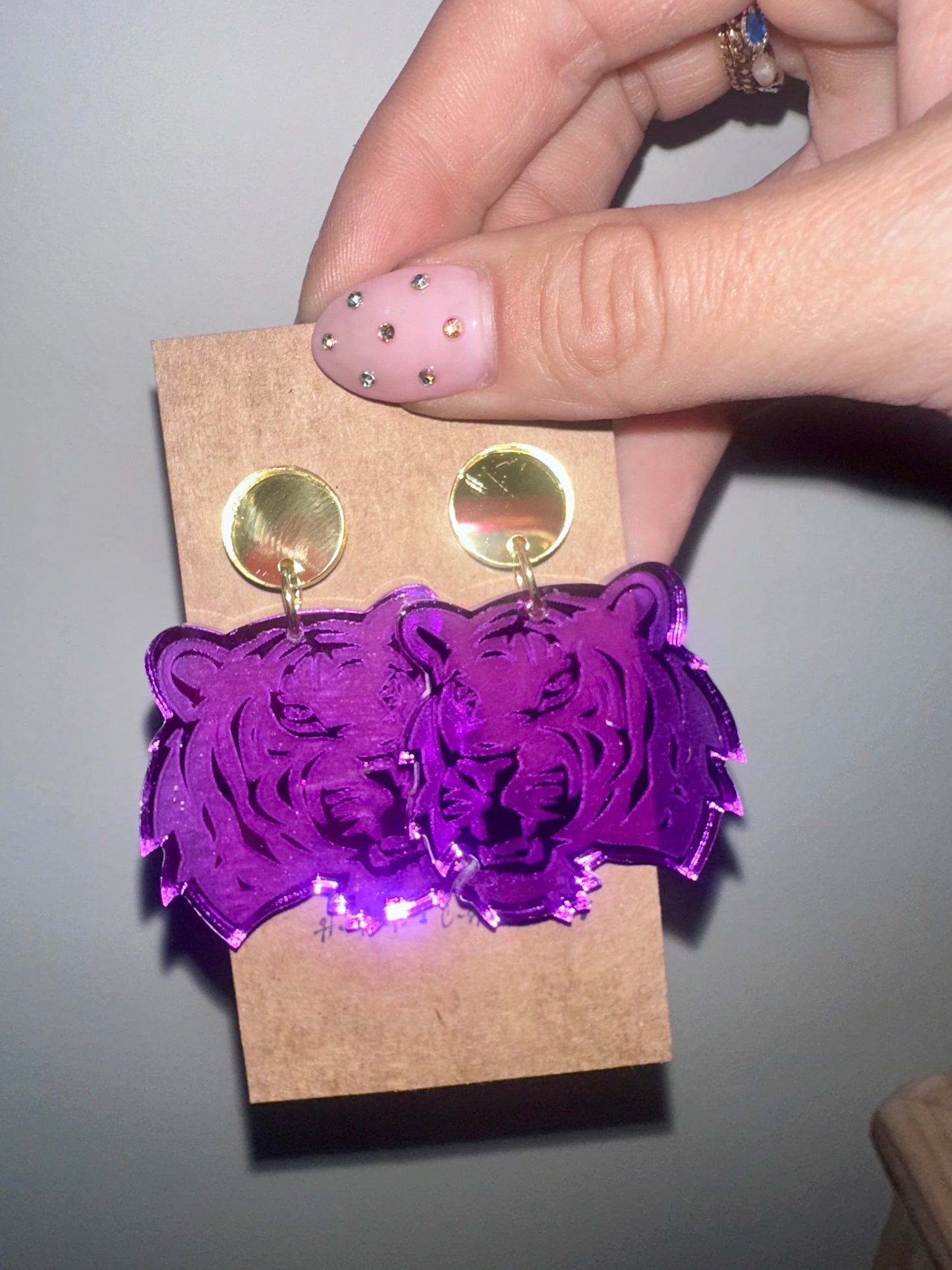 Engraved tiger earrings