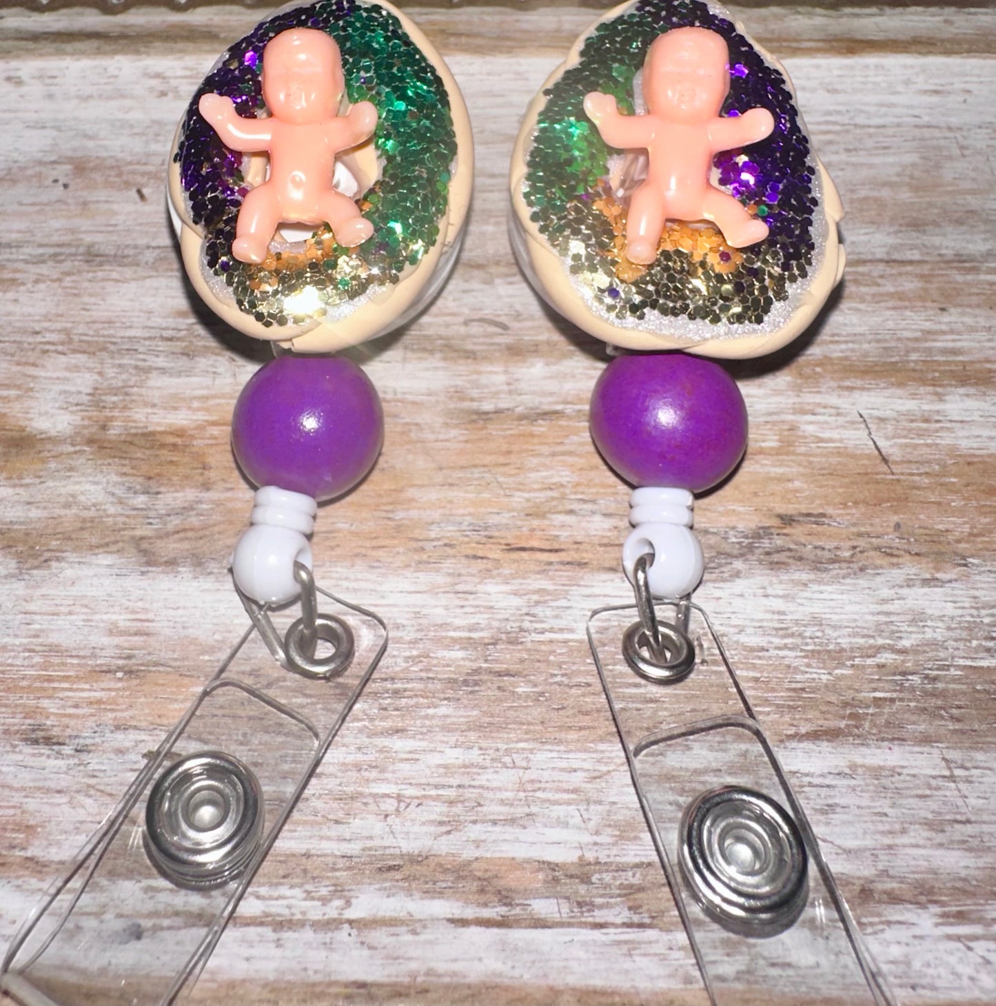 King cake badge reel
