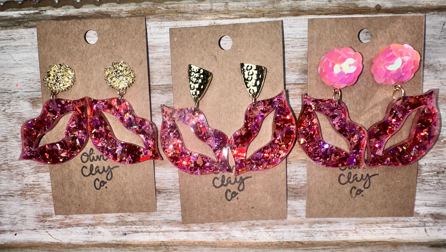 Large lips Valentine earrings