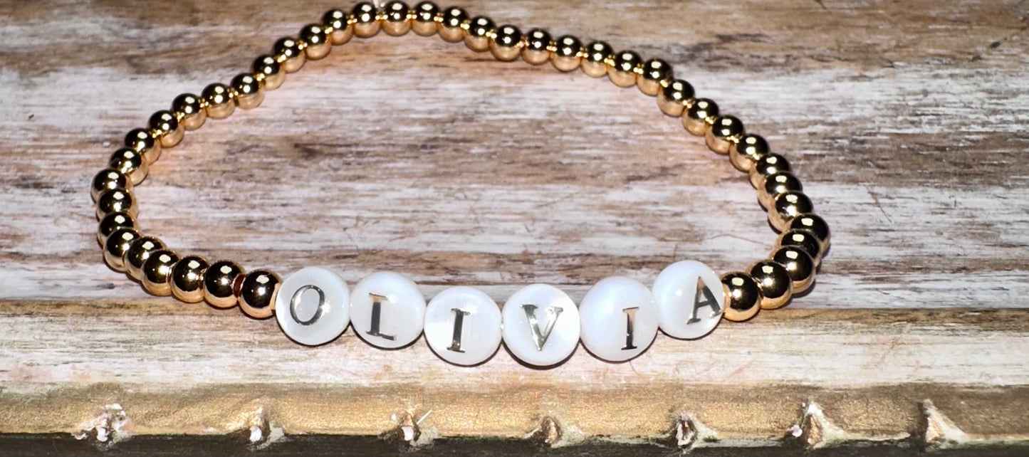 Stretchy custom name bracelet: 1-2 week turnaround time