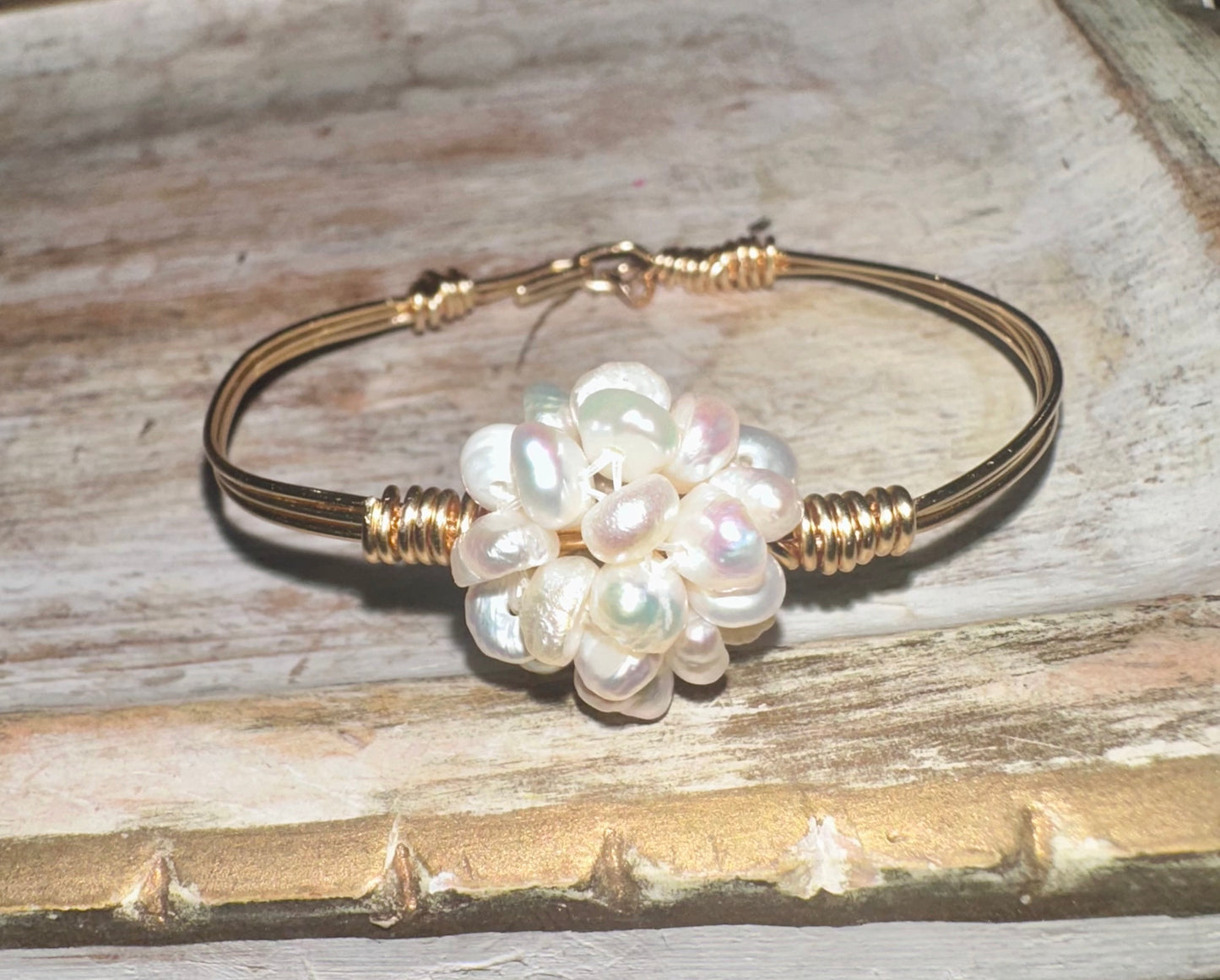 Large resin hoops- gold