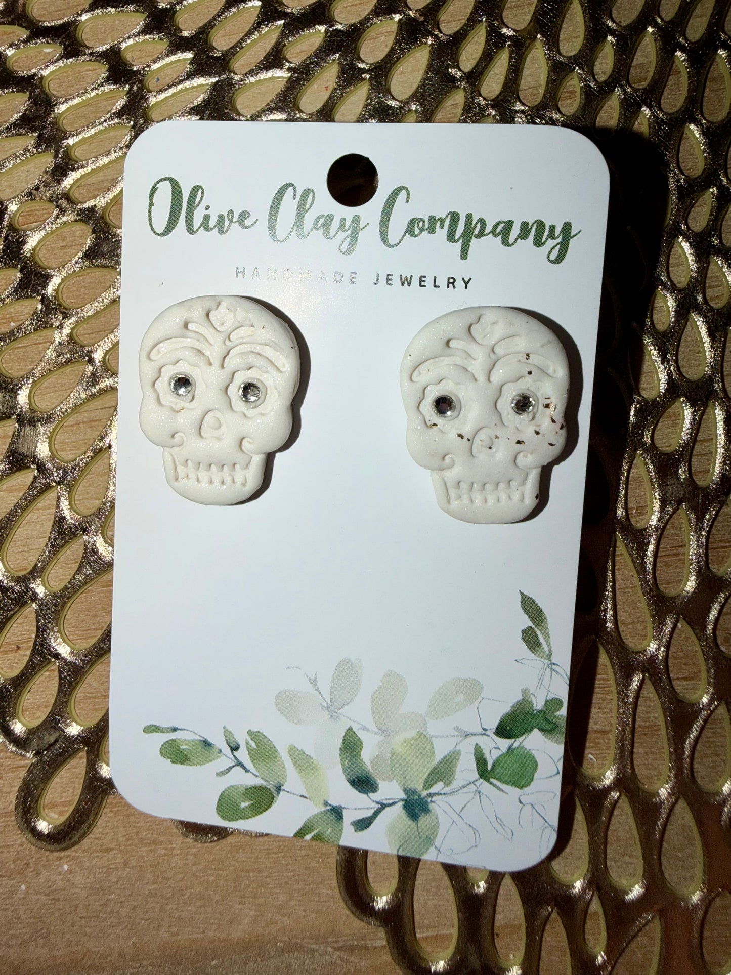 Large skull studs
