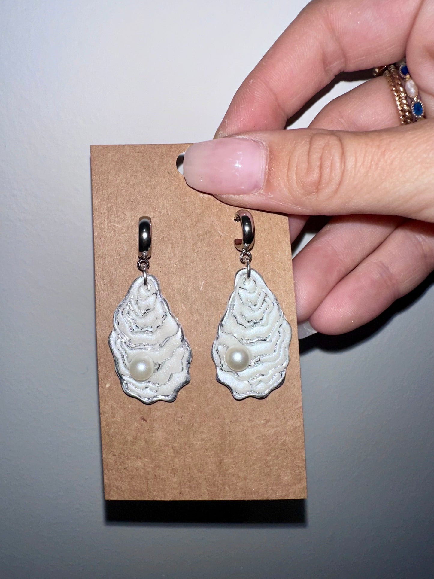Oyster dangle clay earrings