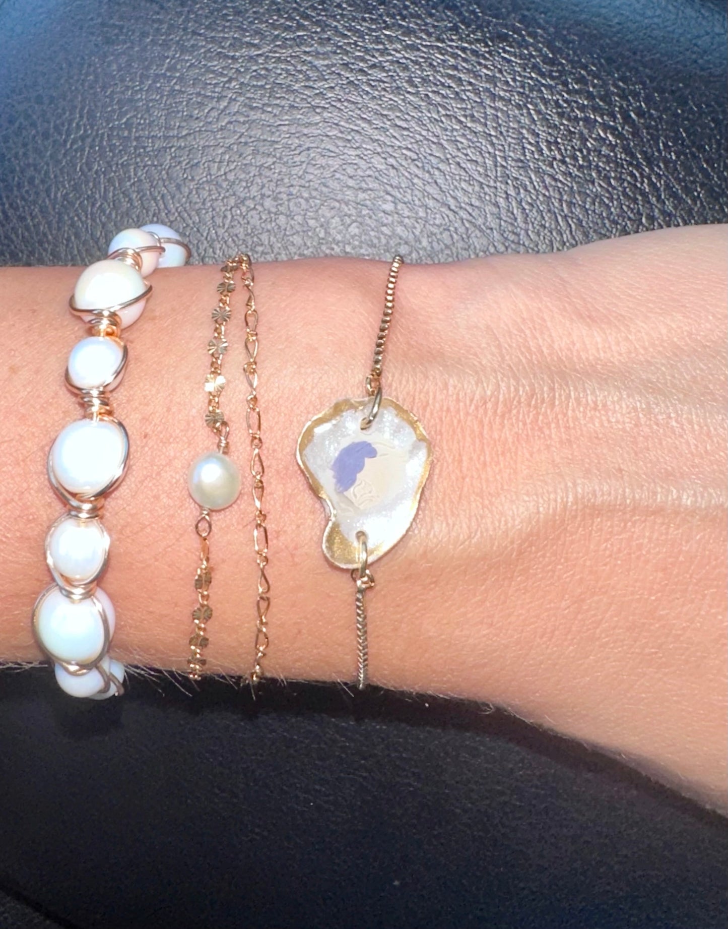 Gold Plated oyster necklace & adjustable bracelet