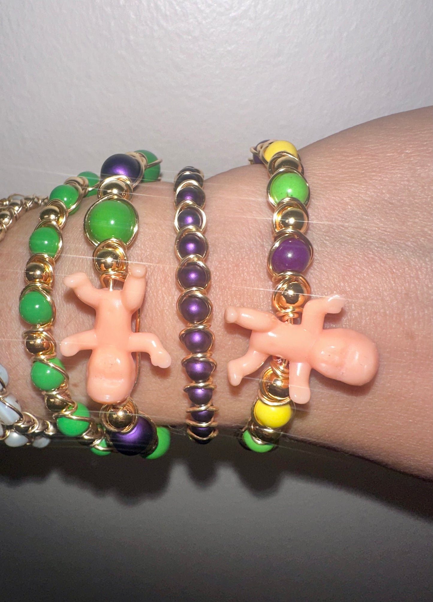 Mardi Gras wire bracelet