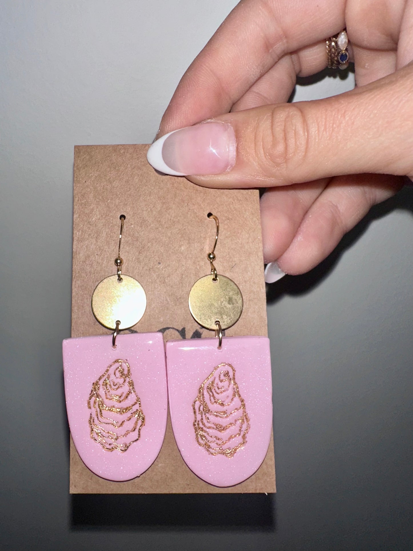 Oyster dangle clay earrings