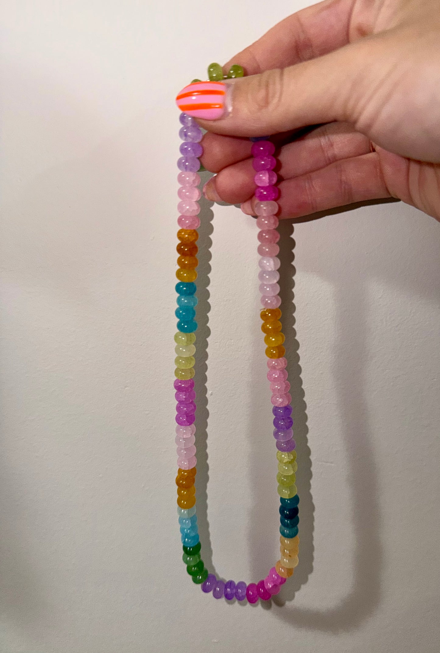 Rondelle bead necklace- stretchy with no clasp 18inches