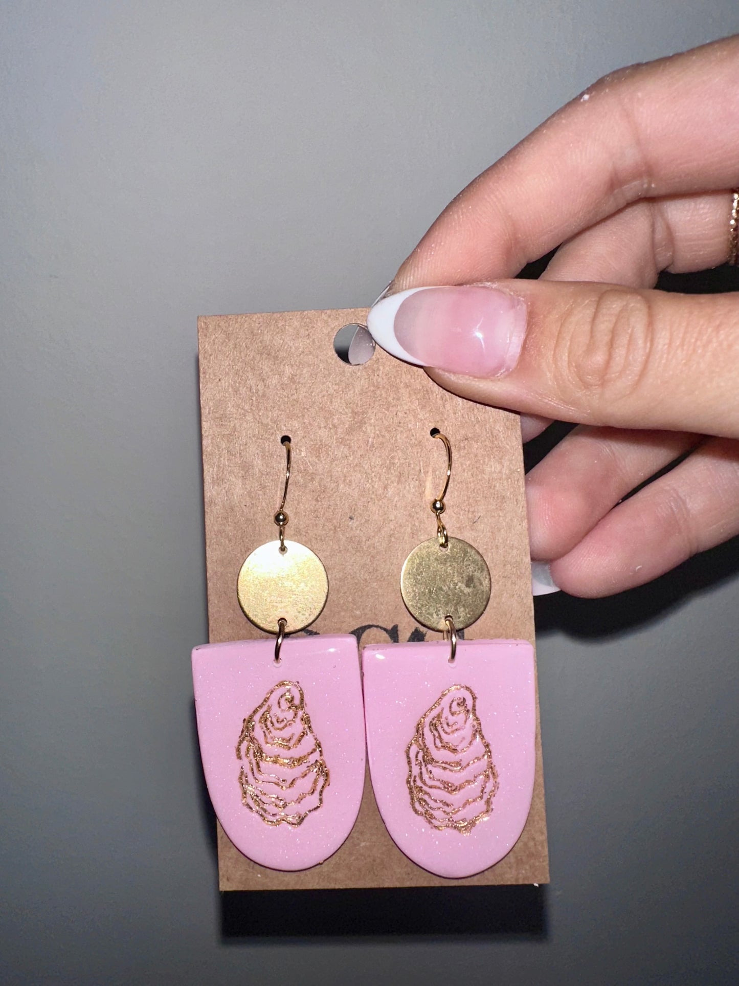 Oyster dangle clay earrings