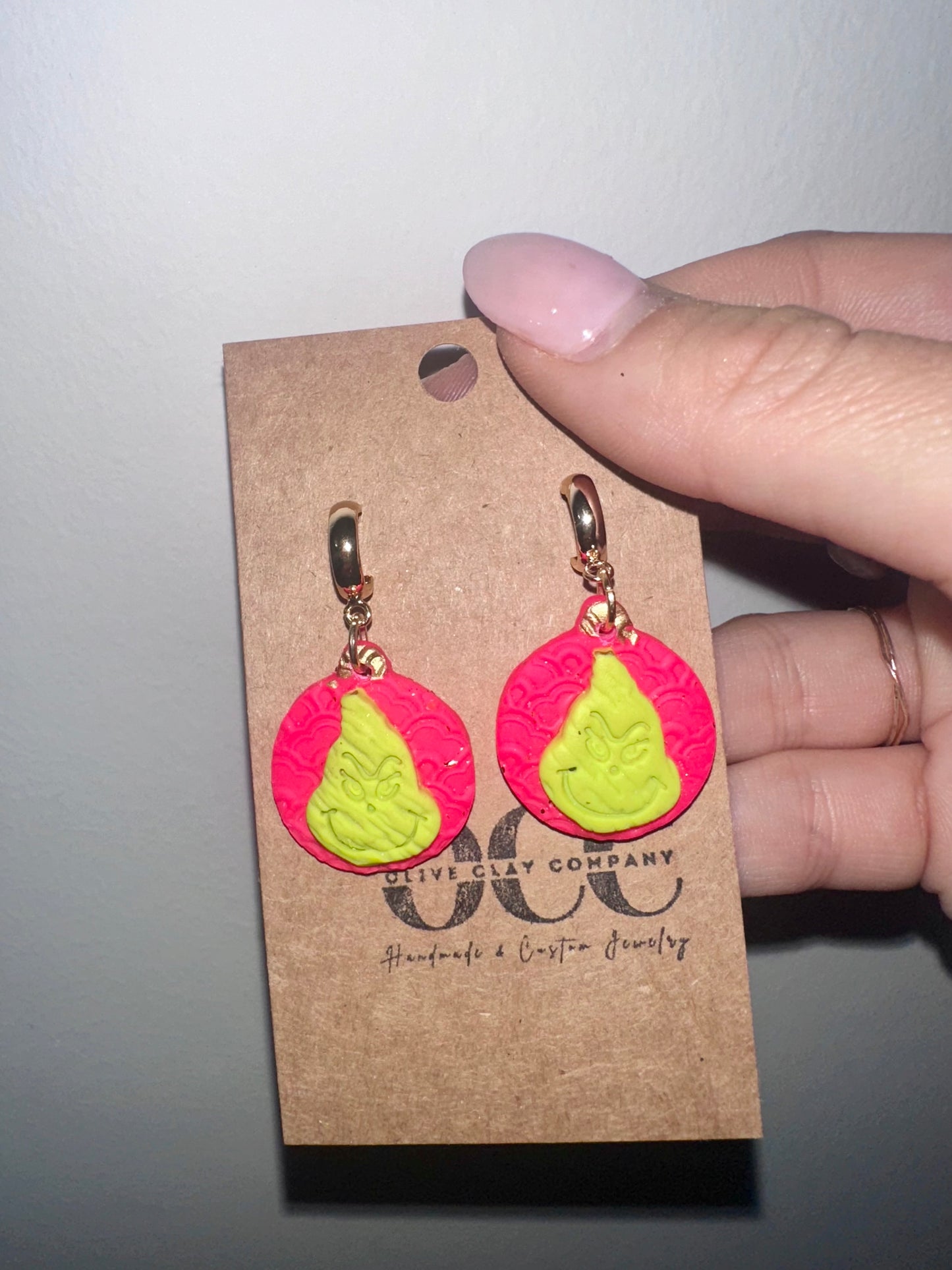 Grnch hand earrings