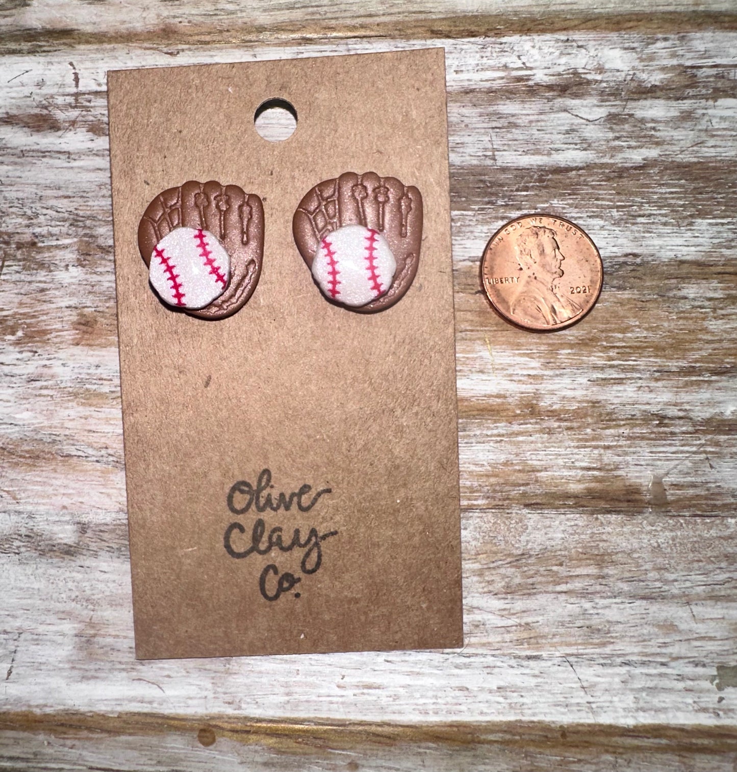 Glove studs
