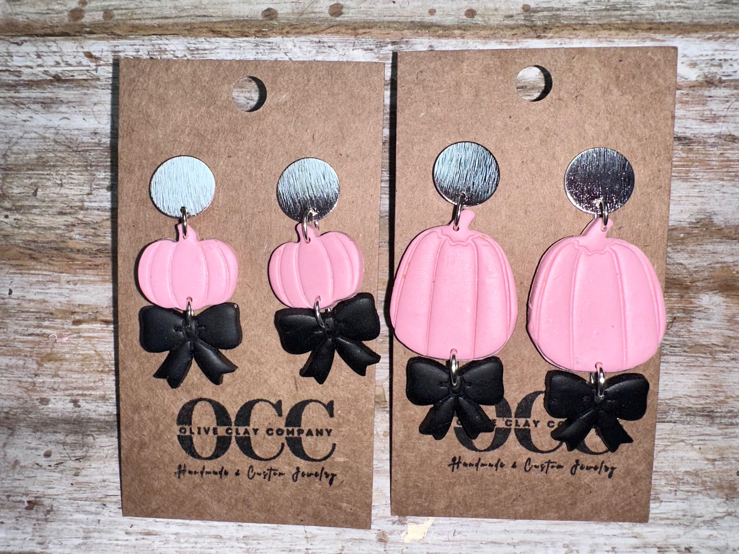 Bow pumpkin clay earrings