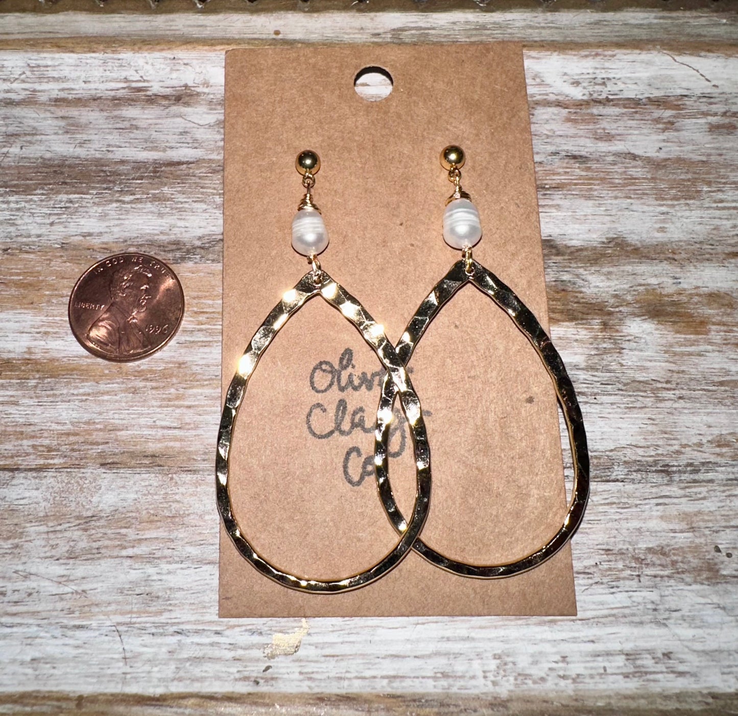 Teardrop pearl hoops