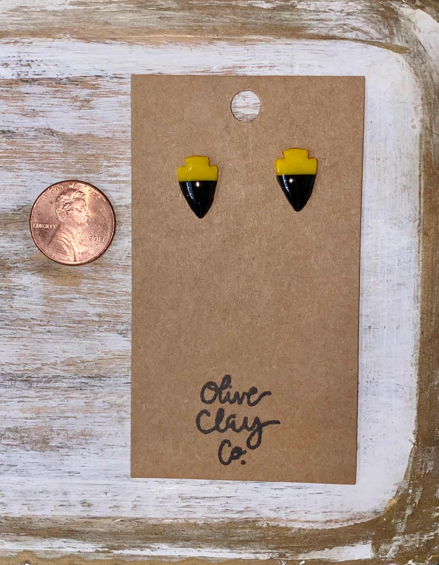 D’Iberville arrow earrings