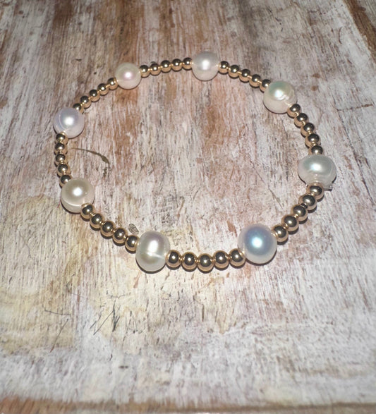 14K Gold Filled freshwater pearl Stretchy bracelets