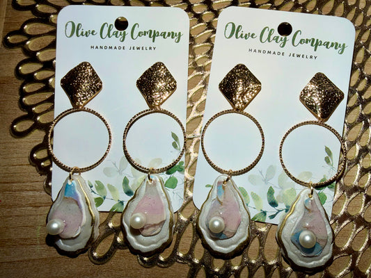 Oyster hoops with pearl