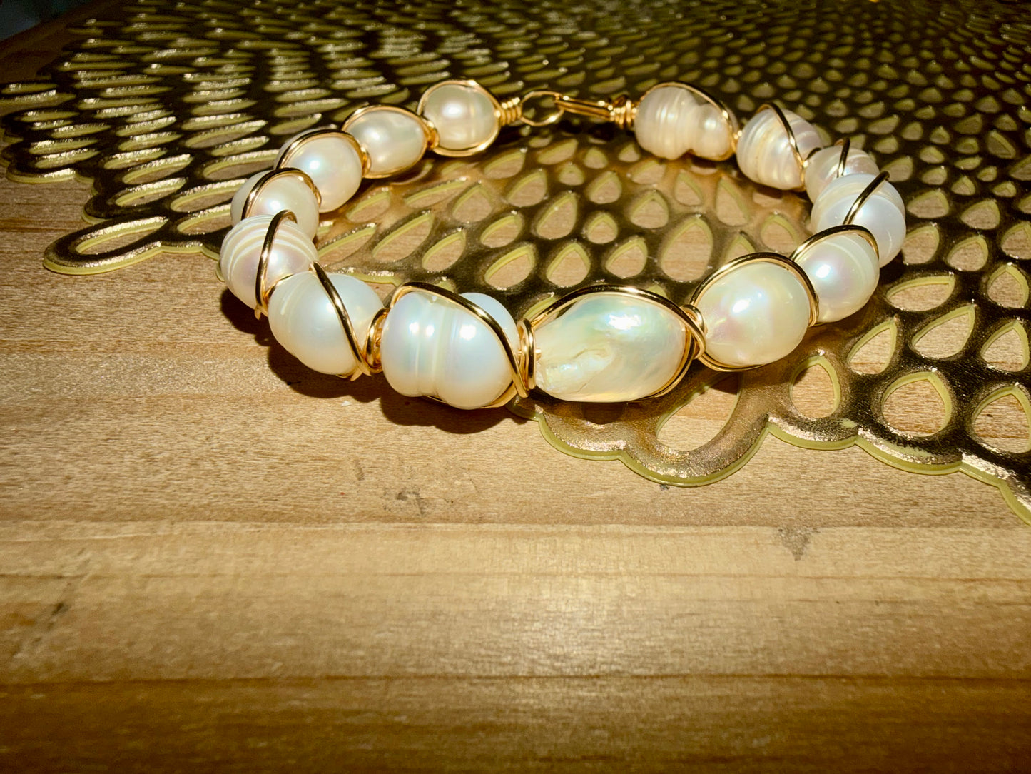 Large freshwater pearl beaded gold plated wire bracelet