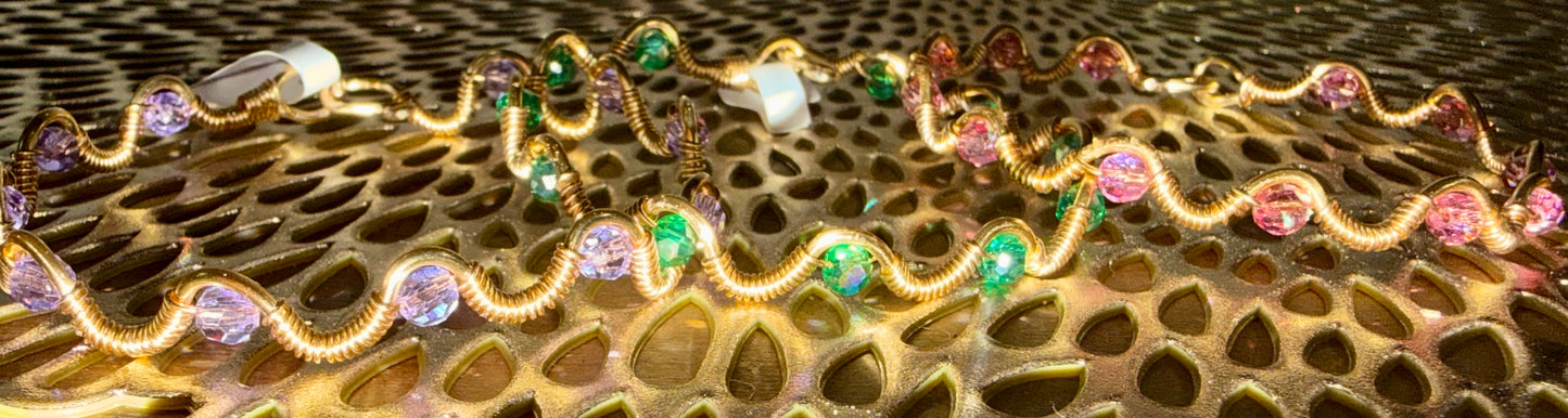 crystal wavy wire bracelet