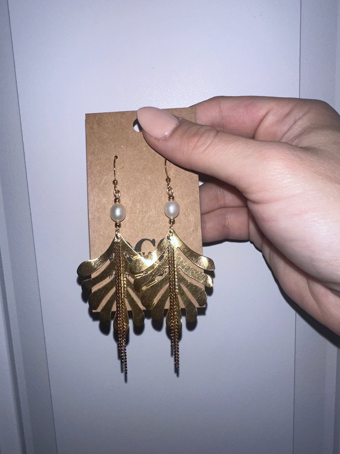 Pearl leaf fringe earrings