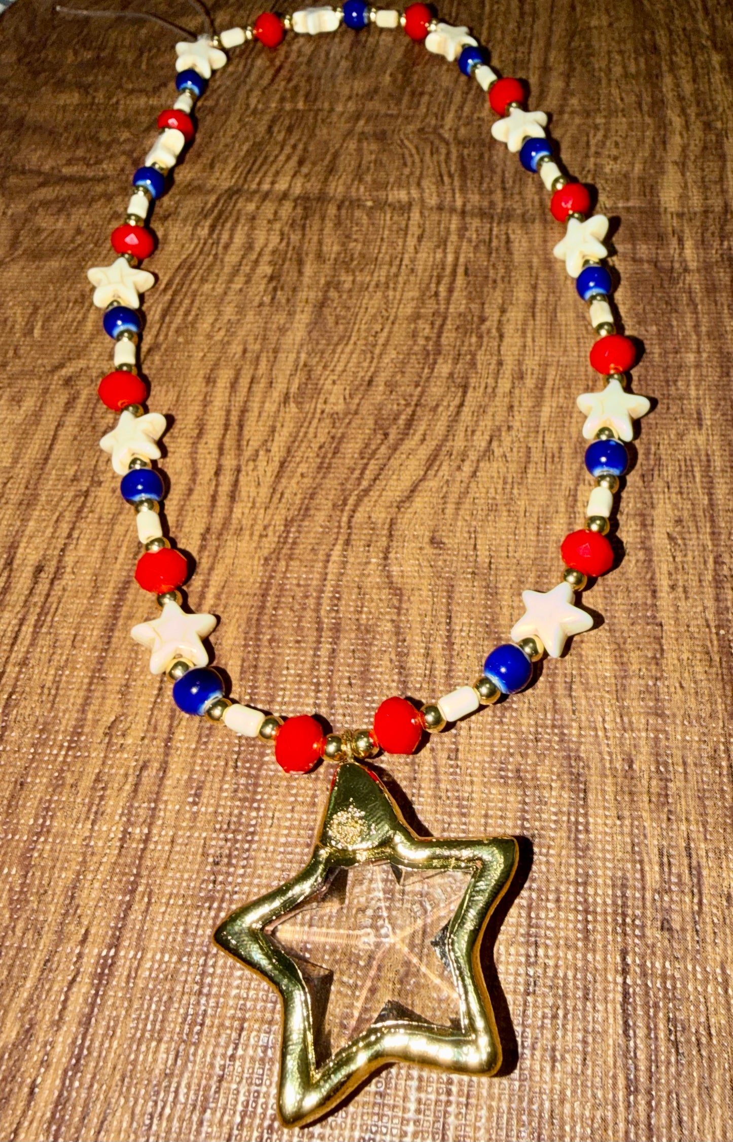 Star bead necklace- stretchy with no clasp 18inches