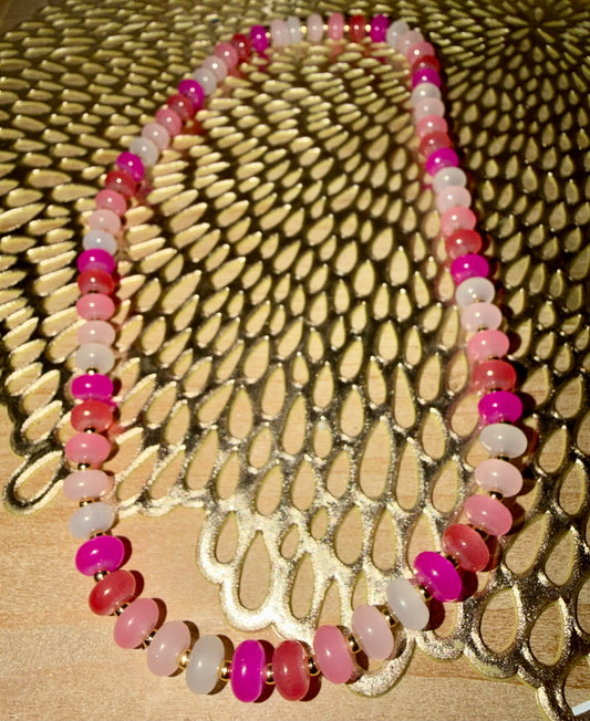 Rondelle pinks bead necklace- stretchy with no clasp 18inches