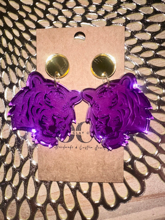 Engraved tiger earrings