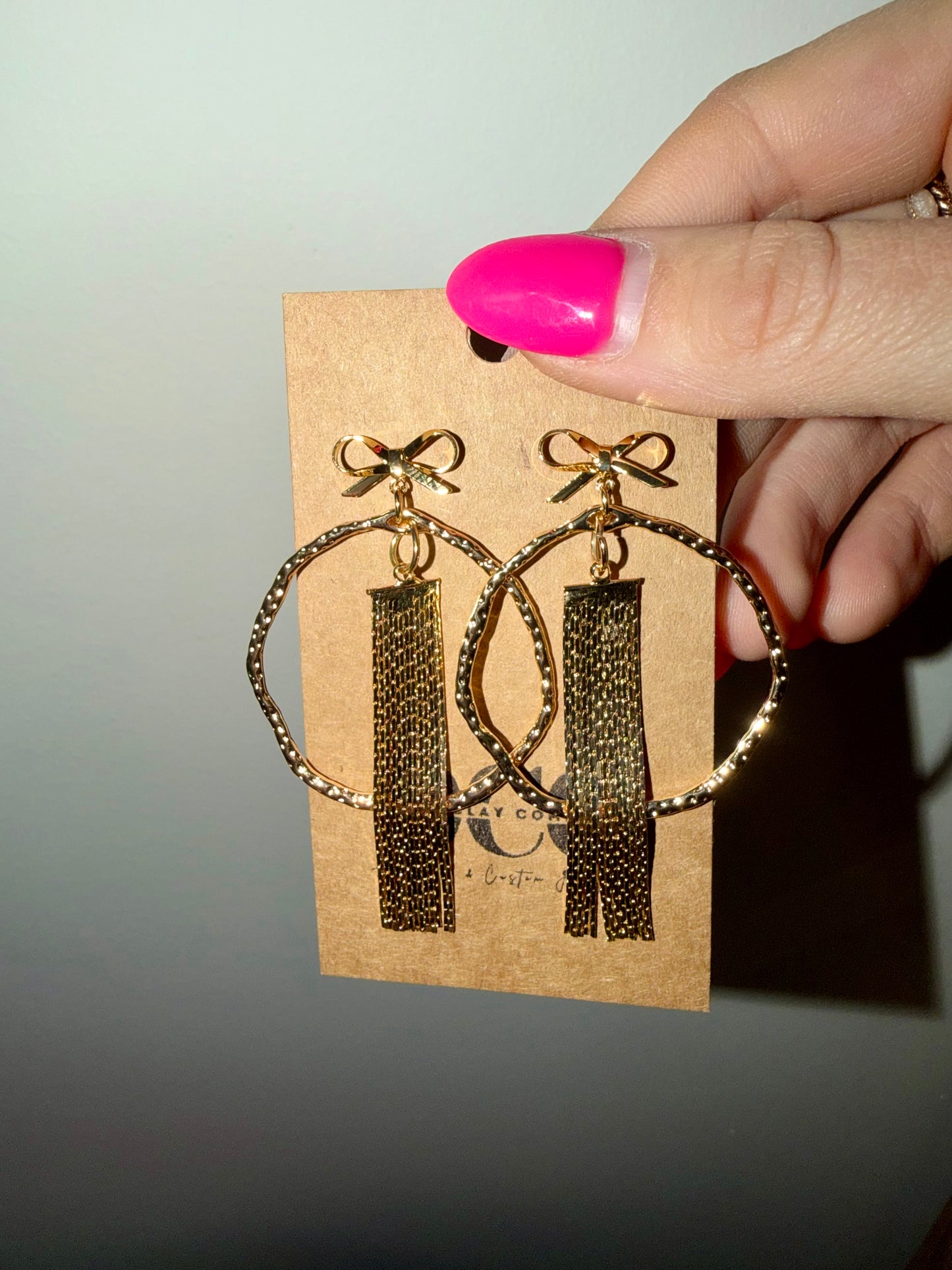 Bow hoops