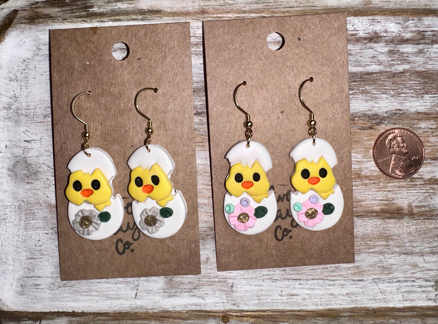Egg floral earrings