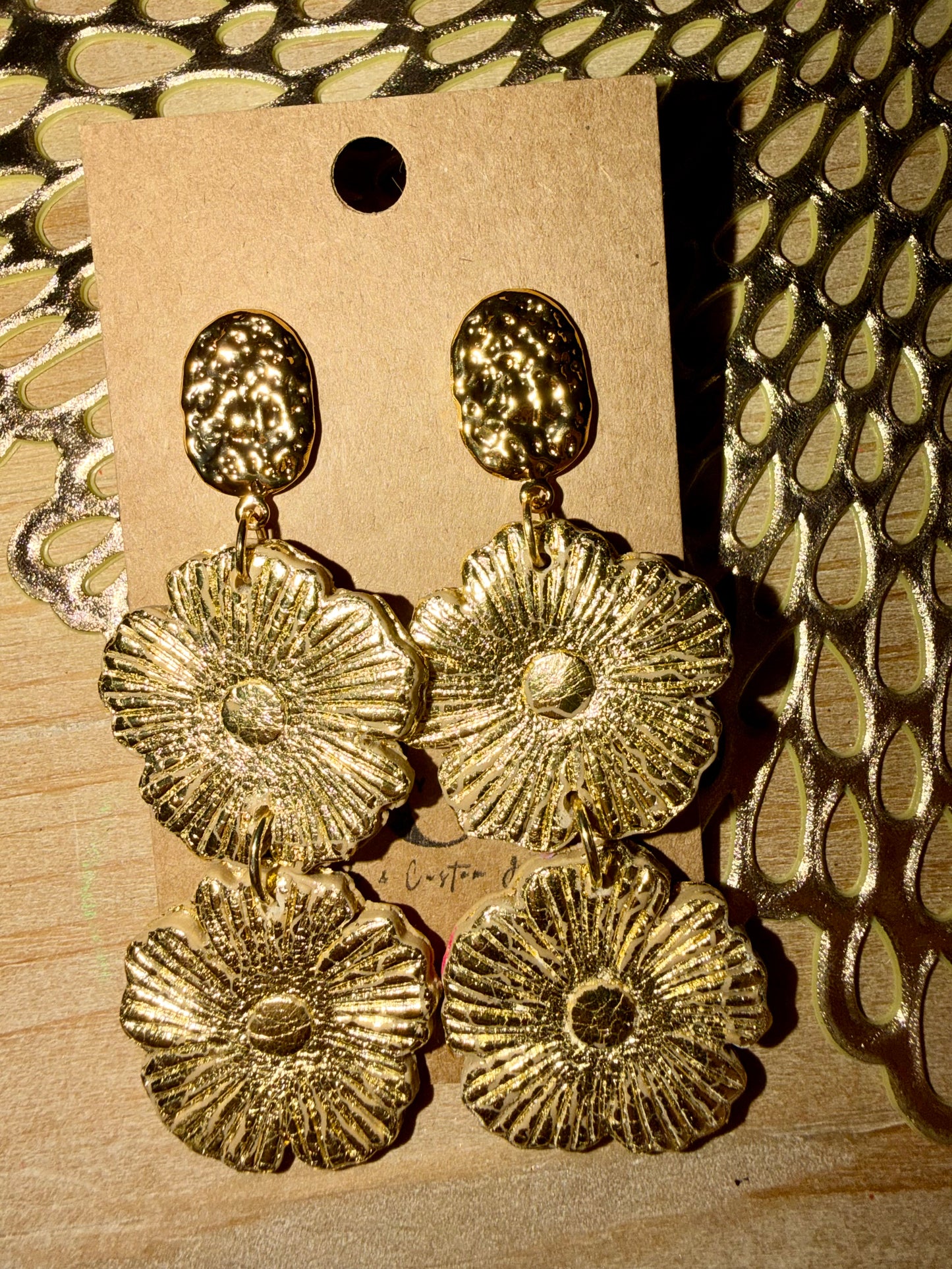 Clay flower earrings large