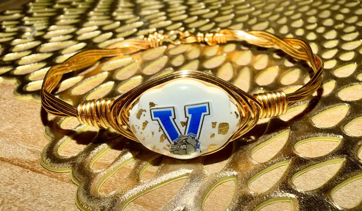 Vancleave bulldog wire bracelet