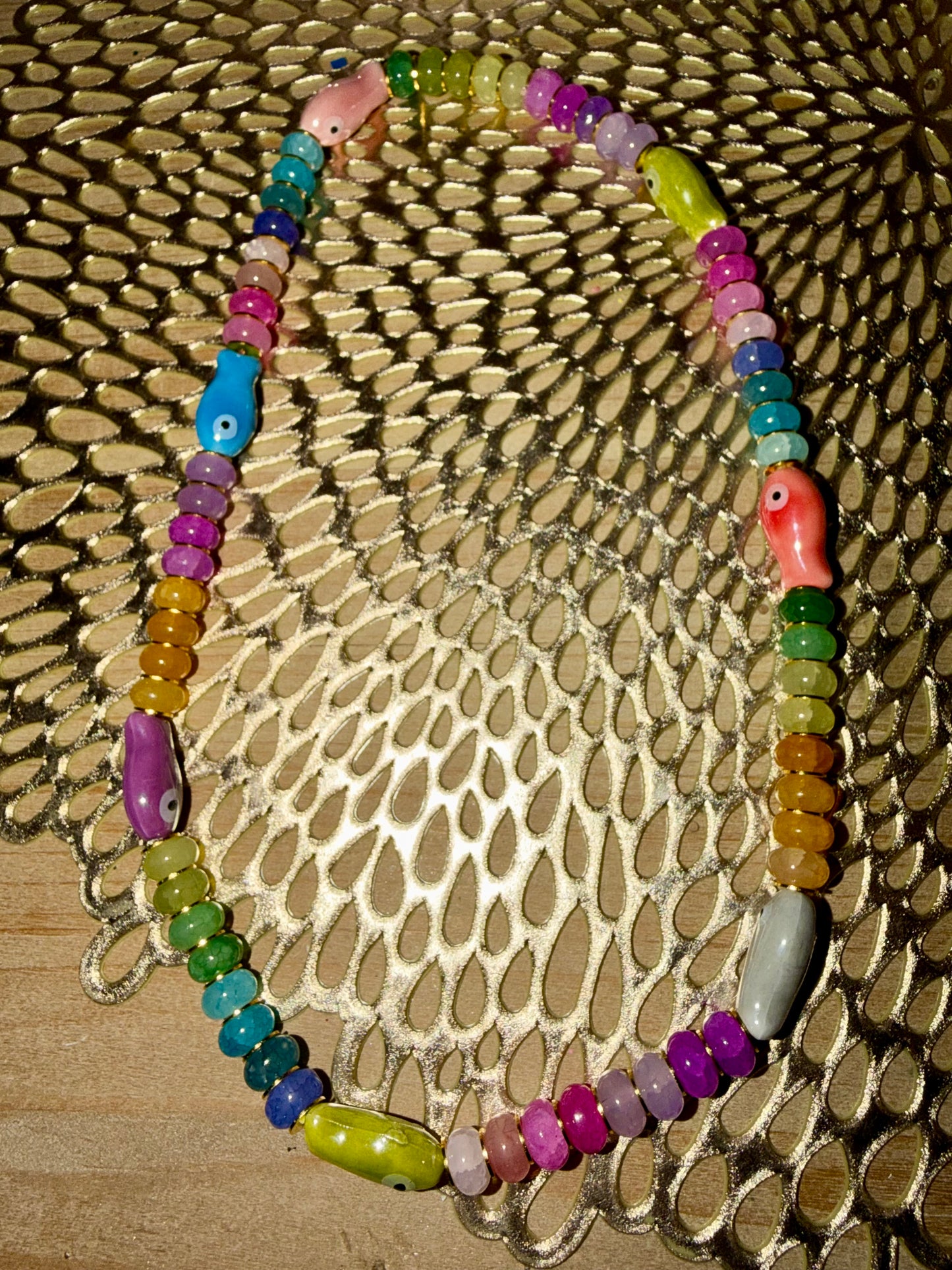 Rondelle fish bead necklace- stretchy with no clasp 18inches
