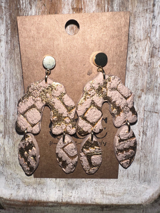 Large Mauve Aztec clay earring