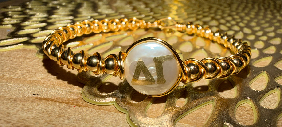 DG wire bracelet