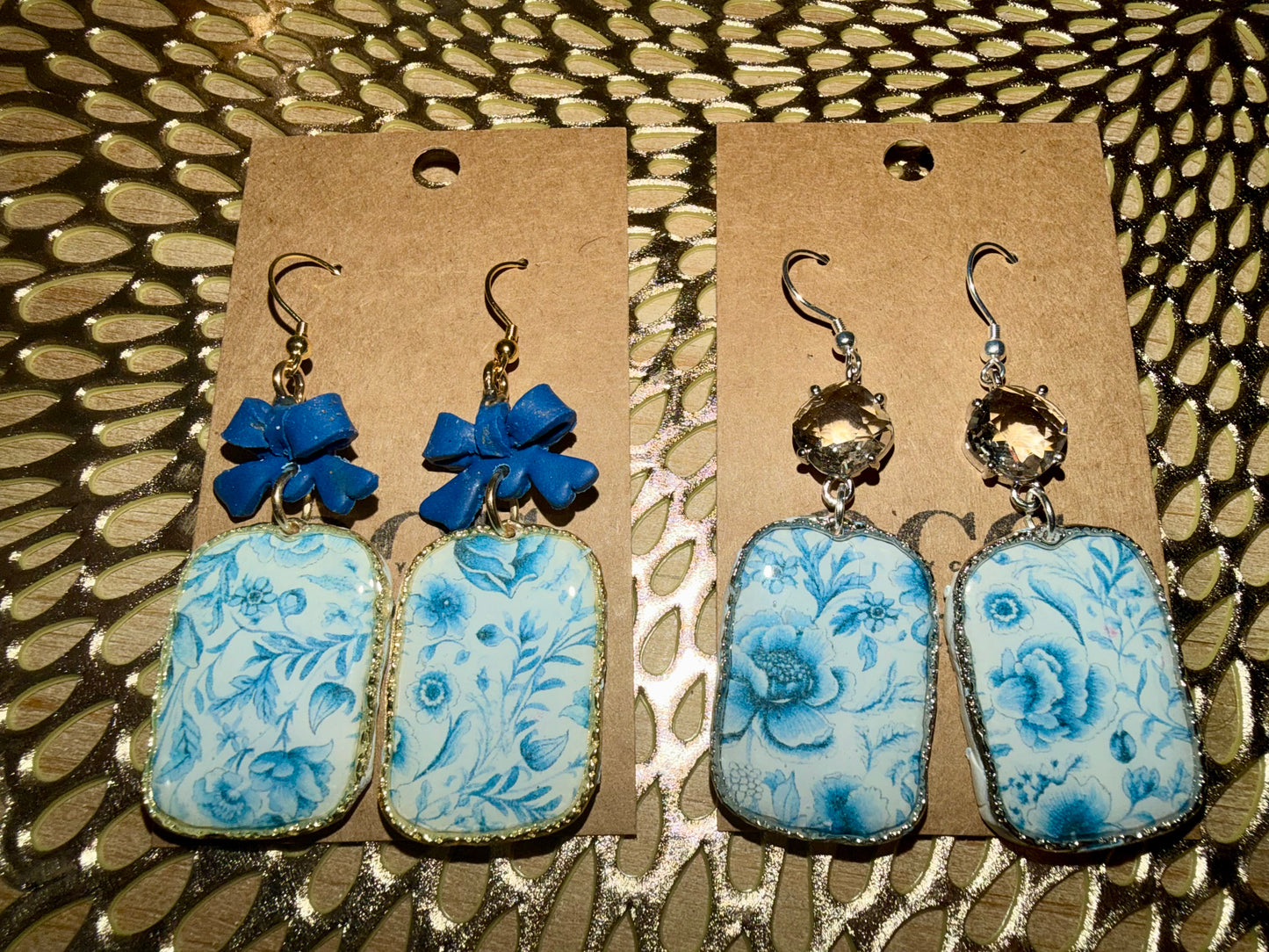 Floral clay hoops earrings