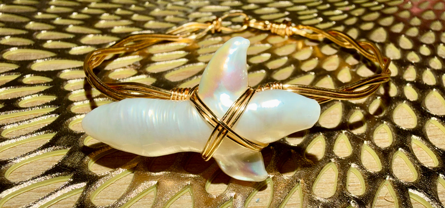 Large freshwater pearl cross gold plated wire bracelet