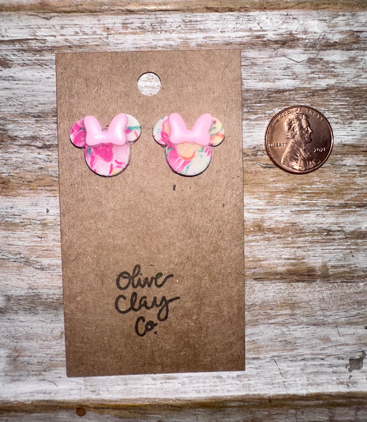 Floral mouse studs